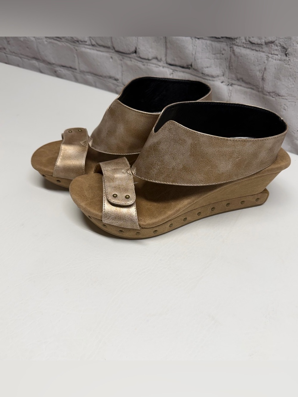 MODZORI reversible Women's Metallic Taupe Wedge Slide Sandals size 9
